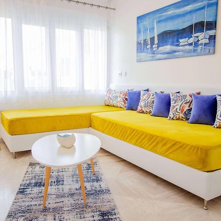 Ilion Luxury Apartments 艾斯普罗瓦塔 外观 照片